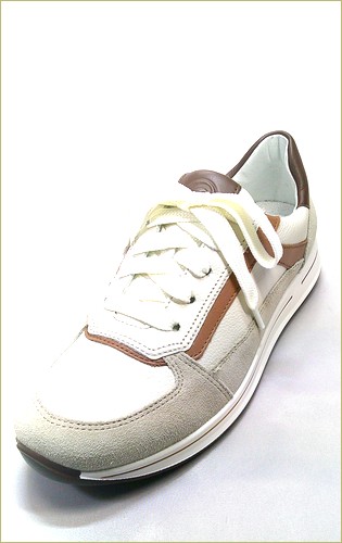 ara　アラ  左画像