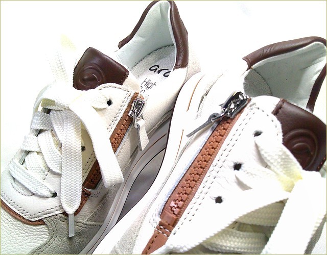 ara　アラ  正面からの画像