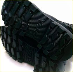 ara　アラ  左画像　底の画像