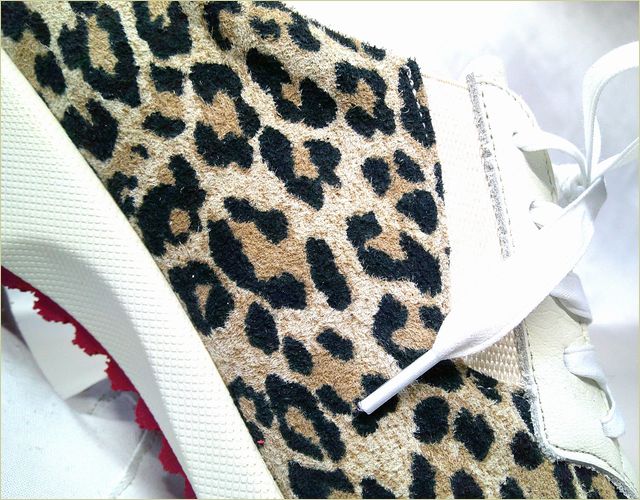 ashline  アシュライン 　正面からの画像