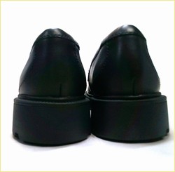 clarks　クラークス