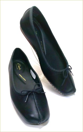 clarks　クラークス