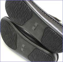 incholje  インコルジェ　カカト画像