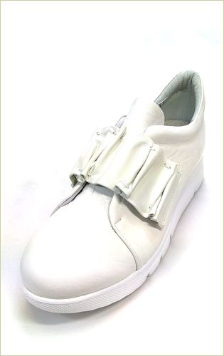 INVINA　インビナ  左画像