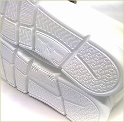 INVINA　インビナ  左画像　底の画像