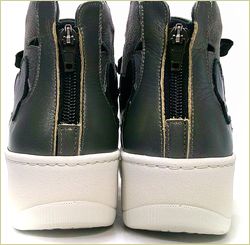 invina　インビナ　左画像　ヒール画像