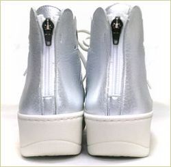 INVINA　インビナ  左画像　ヒール画像