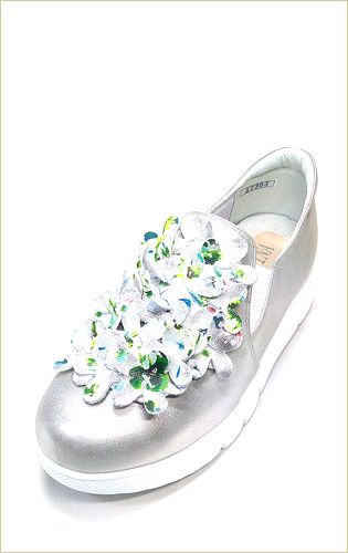 INVINA　インビナ  左画像